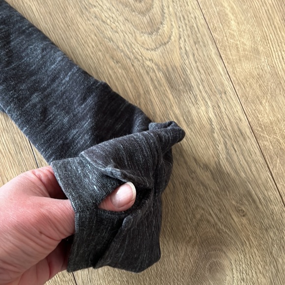 Women's Size 10 Lululemon Button Front hooded sweatshirt coat Gray Spacedye EUC - Picture 4 of 16